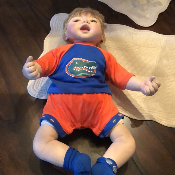 🐊Florida Gator Outfitted Baby with rimmed baseball cap 🧡💙 - Picture 7 of 16